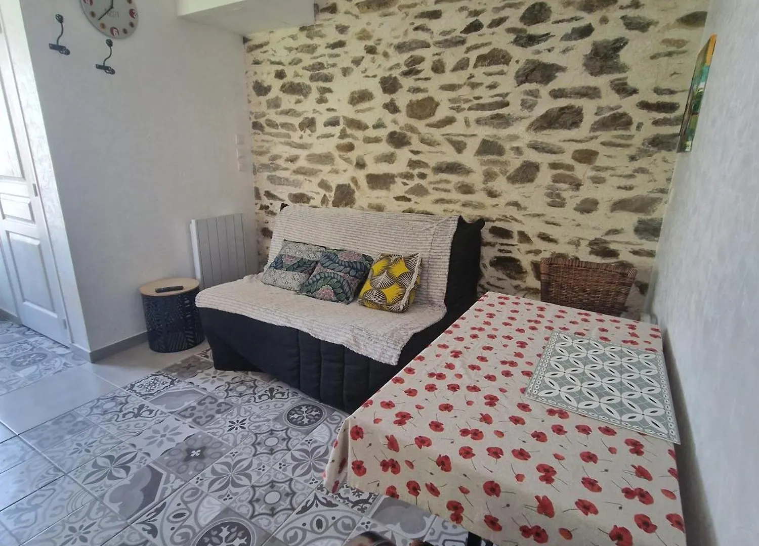 L'Arbre Dort Studio Independant Taupont France